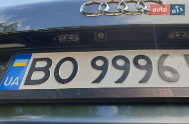 Внедорожник / Кроссовер Audi Q7 2015 в 