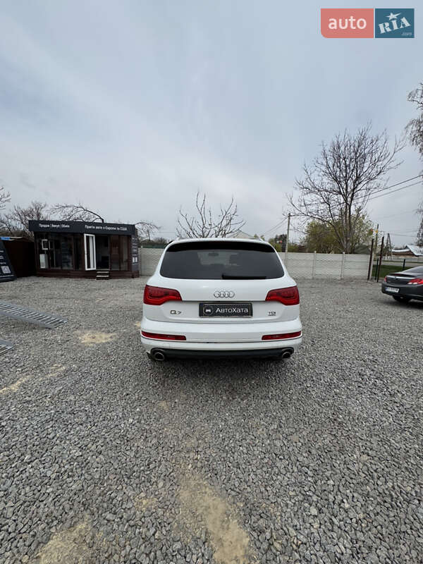 Внедорожник / Кроссовер Audi Q7 2015 в Дергачах