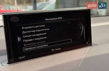 Позашляховик / Кросовер Audi Q7 2017 в 