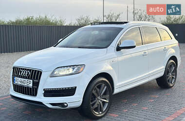 Внедорожник / Кроссовер Audi Q7 2013 в 