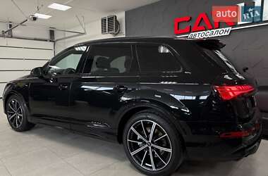 Внедорожник / Кроссовер Audi Q7 2025 в 