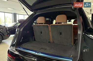 Внедорожник / Кроссовер Audi Q7 2025 в 