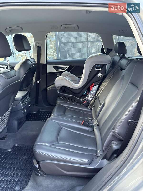 Внедорожник / Кроссовер Audi Q7 2016 в Львове