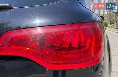 Внедорожник / Кроссовер Audi Q7 2013 в 