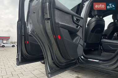 Внедорожник / Кроссовер Audi Q7 2015 в 