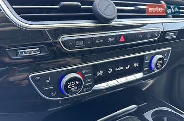 Позашляховик / Кросовер Audi Q7 2016 в 