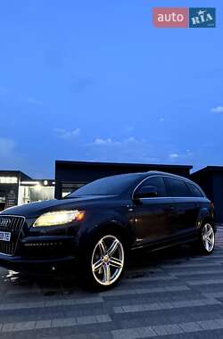Внедорожник / Кроссовер Audi Q7 2012 в 