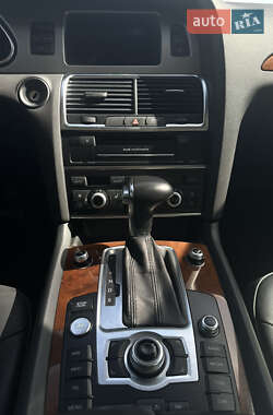 Внедорожник / Кроссовер Audi Q7 2014 в 