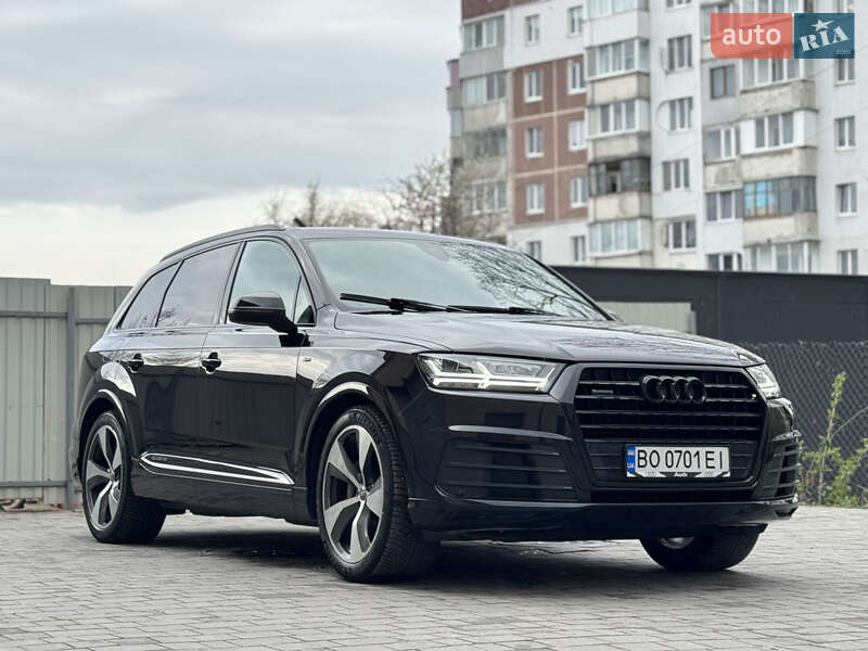 Внедорожник / Кроссовер Audi Q7 2015 в Тернополе