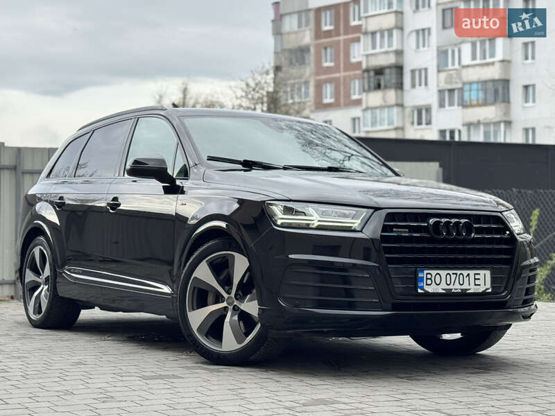 Внедорожник / Кроссовер Audi Q7 2015 в Тернополе