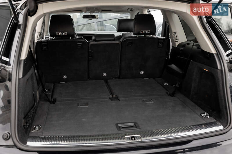 Внедорожник / Кроссовер Audi Q7 2013 в Киеве