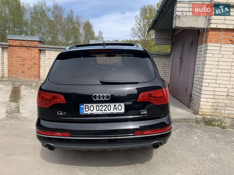 Позашляховик / Кросовер Audi Q7 2011 в Тернополі
