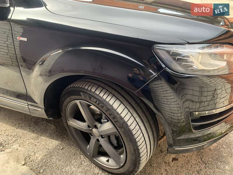 Позашляховик / Кросовер Audi Q7 2011 в Тернополі