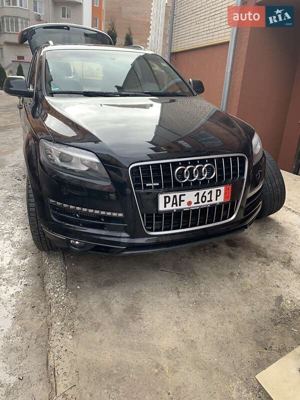 Позашляховик / Кросовер Audi Q7 2011 в Тернополі