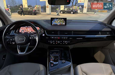Внедорожник / Кроссовер Audi Q7 2019 в 