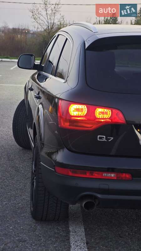 Внедорожник / Кроссовер Audi Q7 2006 в Черновцах