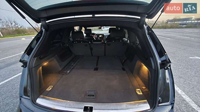 Внедорожник / Кроссовер Audi Q7 2006 в Черновцах