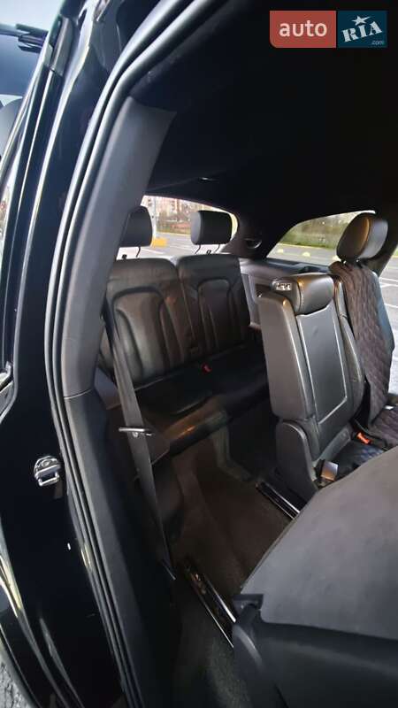 Внедорожник / Кроссовер Audi Q7 2006 в Черновцах