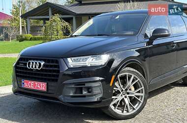 Внедорожник / Кроссовер Audi Q7 2018 в 