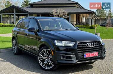 Внедорожник / Кроссовер Audi Q7 2018 в 