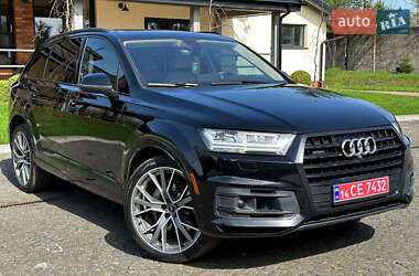 Внедорожник / Кроссовер Audi Q7 2018 в 