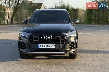 Внедорожник / Кроссовер Audi Q7 2020 в 