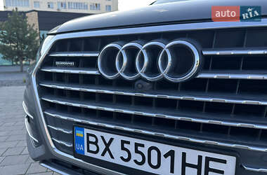 Позашляховик / Кросовер Audi Q7 2016 в 