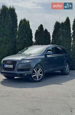 Внедорожник / Кроссовер Audi Q7 2015 в 