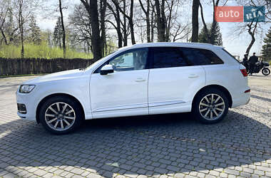 Внедорожник / Кроссовер Audi Q7 2018 в 