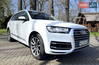 Внедорожник / Кроссовер Audi Q7 2018 в 