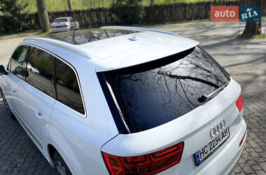 Внедорожник / Кроссовер Audi Q7 2018 в 