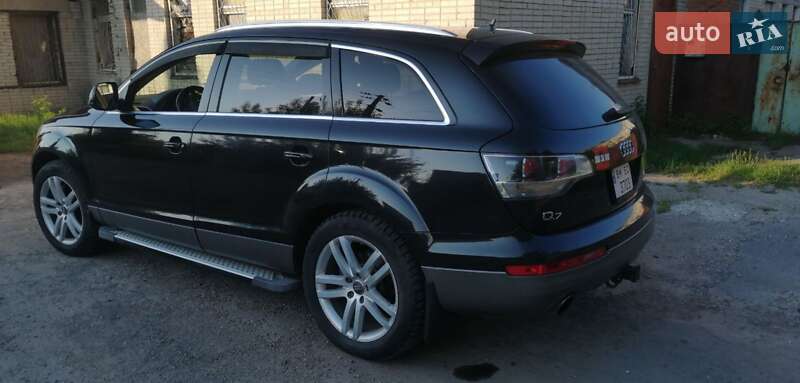 Позашляховик / Кросовер Audi Q7 2007 в Сумах