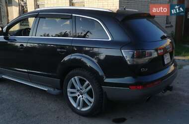 Внедорожник / Кроссовер Audi Q7 2007 в 