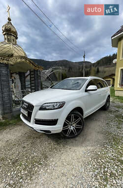 Внедорожник / Кроссовер Audi Q7 2011 в 