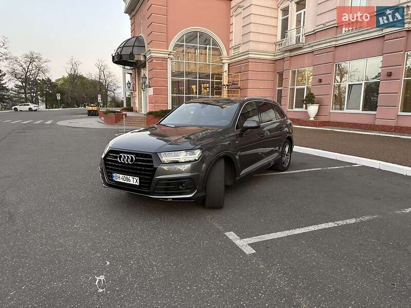 Внедорожник / Кроссовер Audi Q7 2018 в Одессе фото 9 Внедорожник / Кроссовер Audi Q7 2018 в Одессе