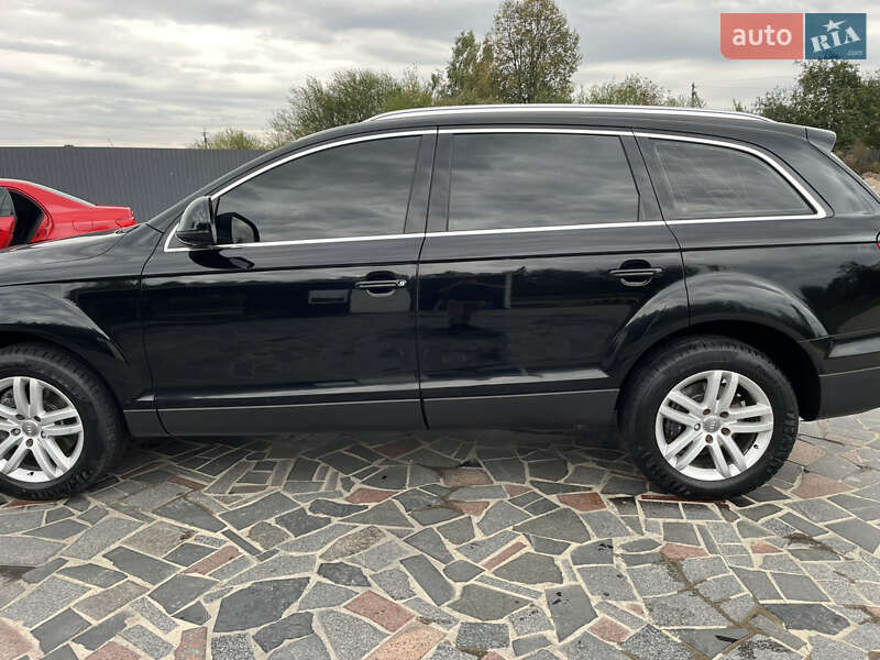 Позашляховик / Кросовер Audi Q7 2009 в Києві фото 24 Позашляховик / Кросовер Audi Q7 2009 в Києві