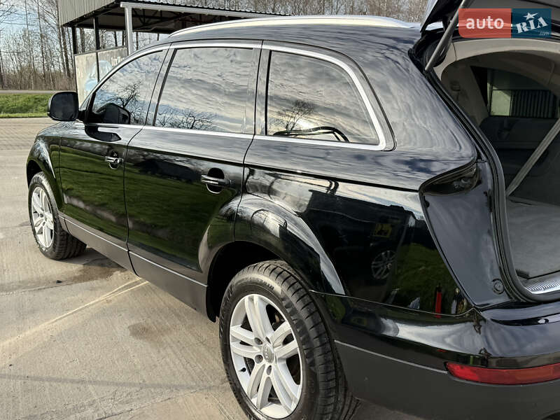 Позашляховик / Кросовер Audi Q7 2009 в Києві фото 31 Позашляховик / Кросовер Audi Q7 2009 в Києві