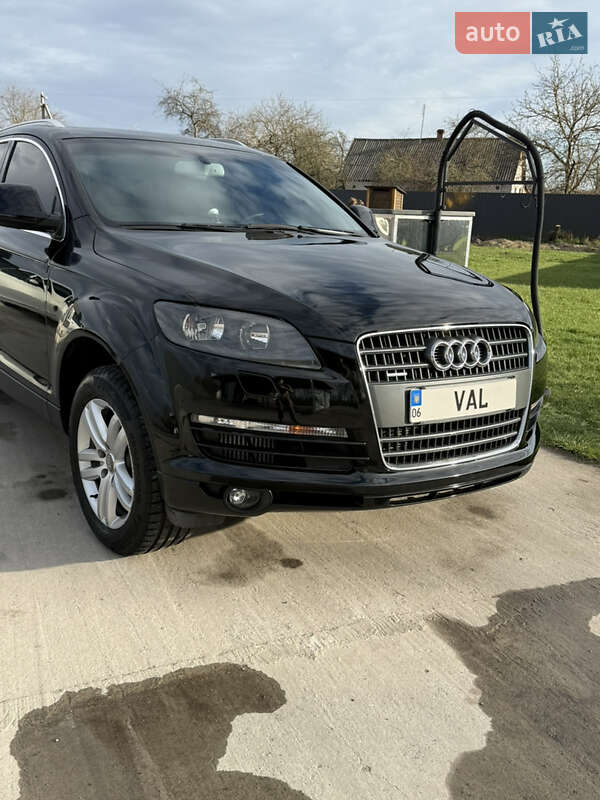 Позашляховик / Кросовер Audi Q7 2009 в Києві фото 42 Позашляховик / Кросовер Audi Q7 2009 в Києві