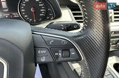 Внедорожник / Кроссовер Audi Q7 2016 в 