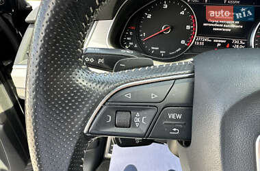 Внедорожник / Кроссовер Audi Q7 2016 в 