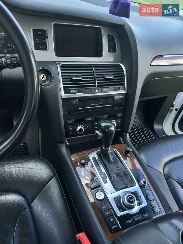 Внедорожник / Кроссовер Audi Q7 2011 в Почаеве фото 25 Внедорожник / Кроссовер Audi Q7 2011 в Почаеве
