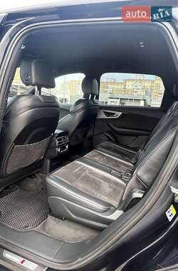 Внедорожник / Кроссовер Audi Q7 2015 в 