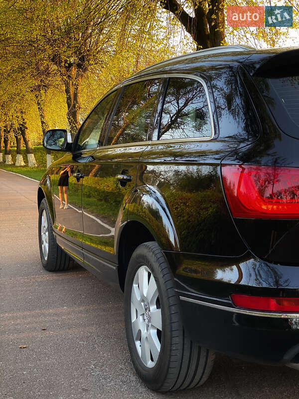 Внедорожник / Кроссовер Audi Q7 2013 в Киеве
