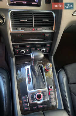 Внедорожник / Кроссовер Audi Q7 2013 в 