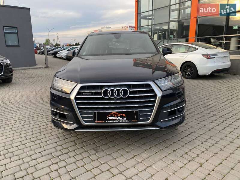 Позашляховик / Кросовер Audi Q7 2016 в Львові