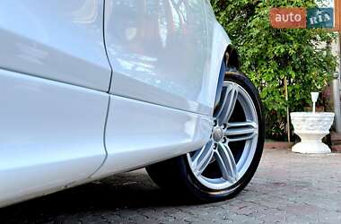 Позашляховик / Кросовер Audi Q7 2012 в 