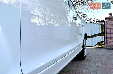 Позашляховик / Кросовер Audi Q7 2012 в 
