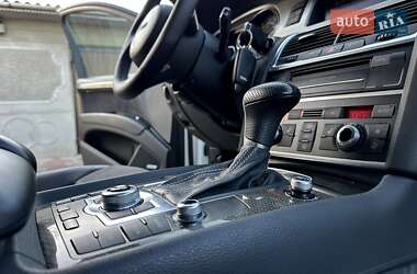 Позашляховик / Кросовер Audi Q7 2012 в 