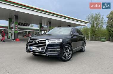 Позашляховик / Кросовер Audi Q7 2017 в Житомирі