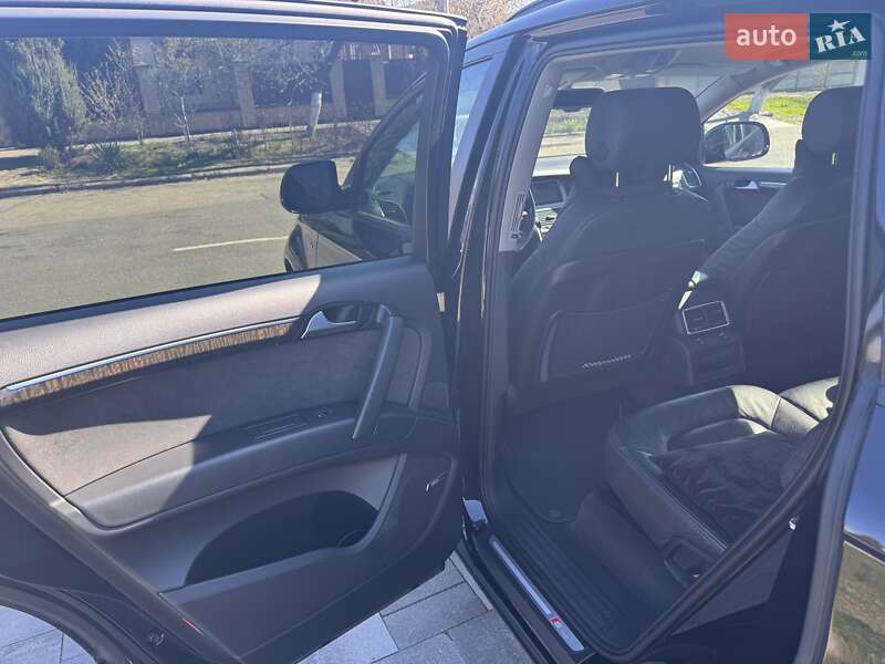 Внедорожник / Кроссовер Audi Q7 2013 в Черкассах